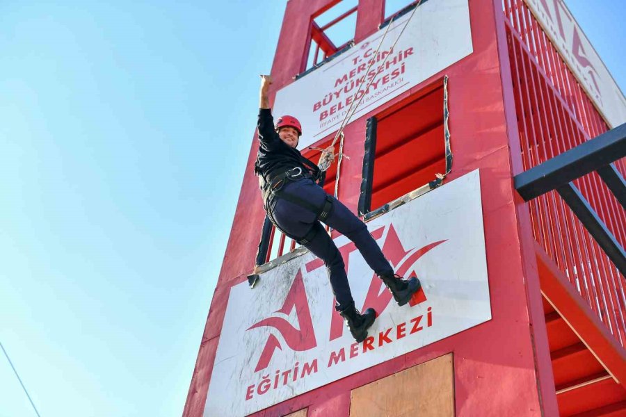 Serebral Palsi Hastası Gencin İtfaiye Eri Olma Hayali Gerçek Oldu