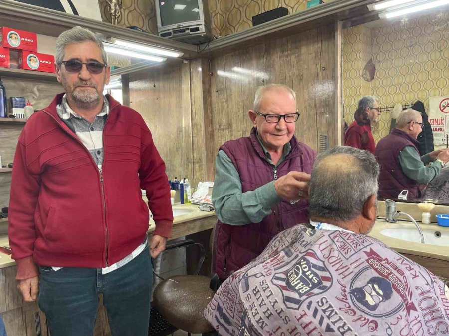 Bir Asırdır Gençleri Ve Yaşlıları Bir Araya Getiriyor