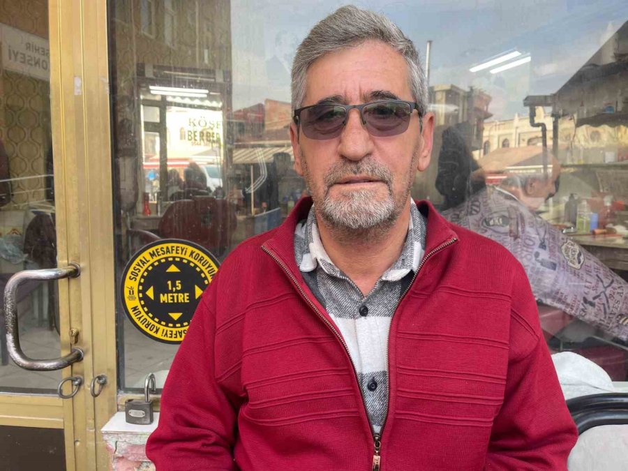 Bir Asırdır Gençleri Ve Yaşlıları Bir Araya Getiriyor