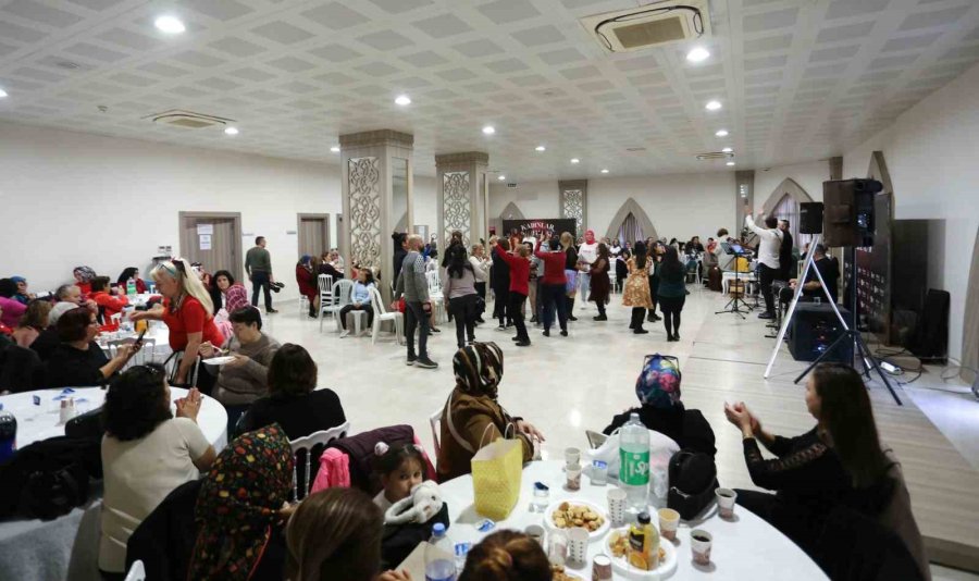 Kepez’de Kadınlar Strese Ara Verdi