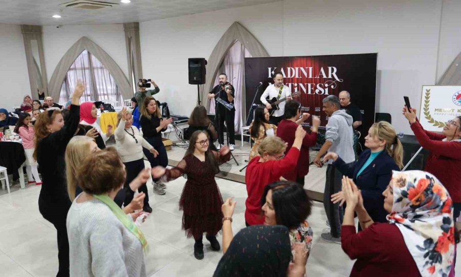 Kepez’de Kadınlar Strese Ara Verdi