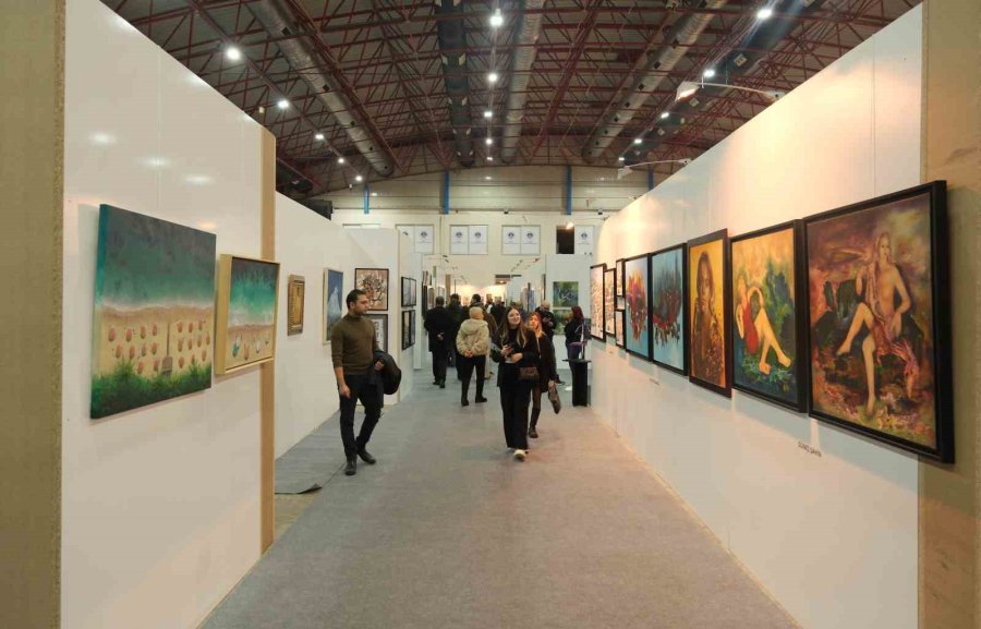 Mersin Çağdaş Sanat Fuarı, Bin 800’ü Aşkın Eser İle Sanatseverlere Kapılarını Açtı