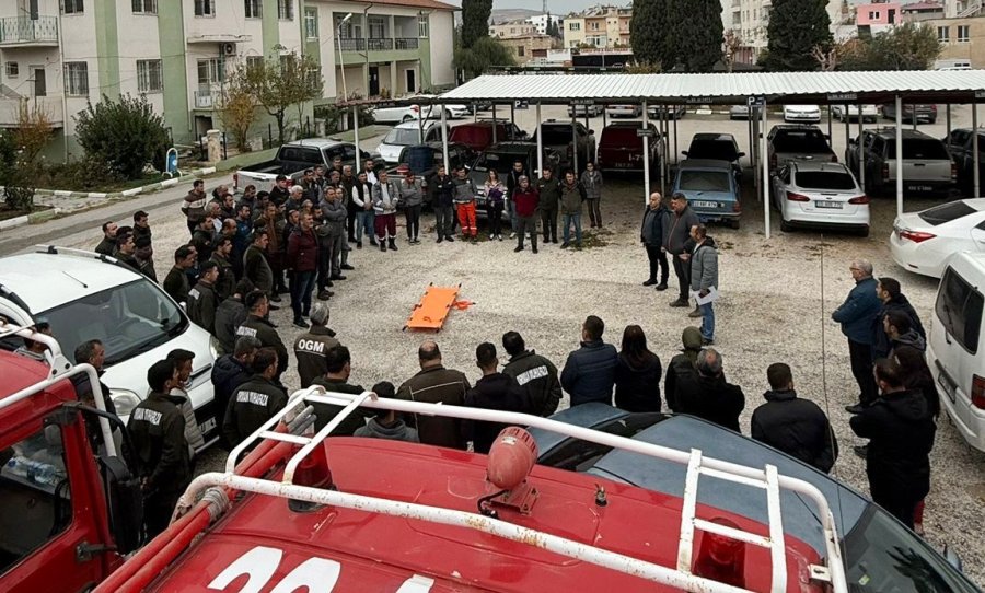 Orman Yangınlarıyla Mücadele Ekiplerine İlkyardım Eğitimi