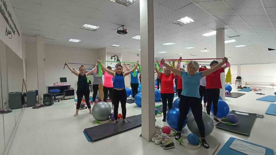 Odunpazarı Belediyesi’nden Pilates Eğitimleri