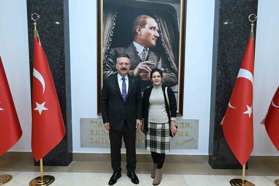 Vali Aksoy’dan Kadın Muhtarlarla Bir Araya Geldi