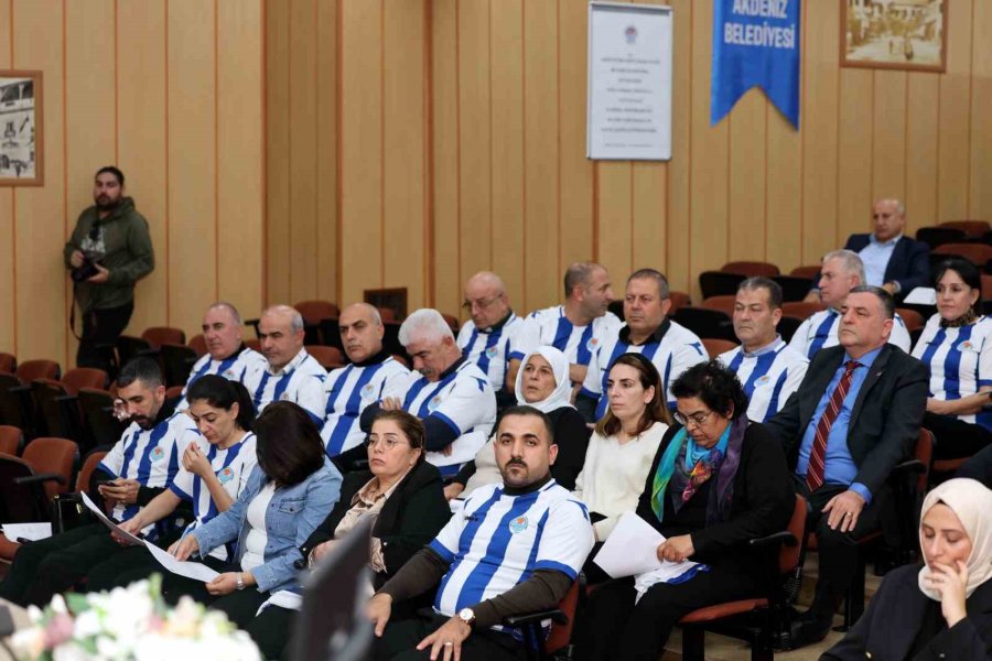 Akdeniz’in Meclis Üyelerinden Spora Ve Sporculara Formalı Destek