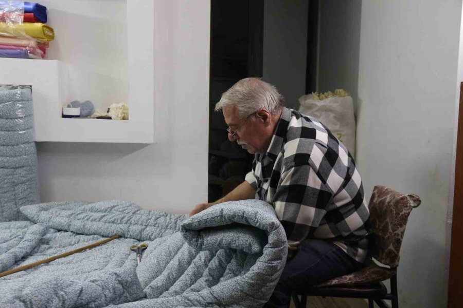 Gündoğmuş Çifti Kaybolan Mesleği Yarım Asırdır Yaşatmaya Çalışıyor