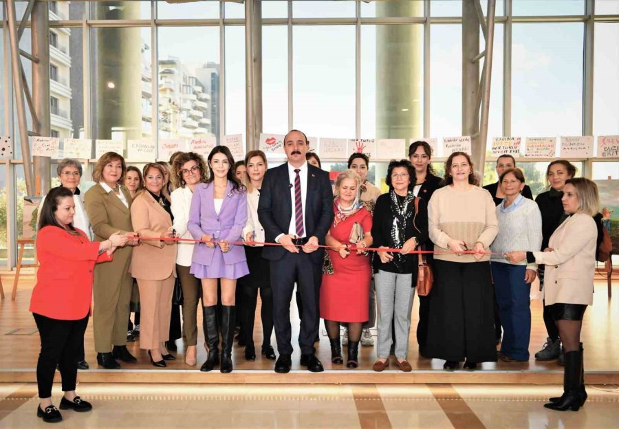 Konyaaltı, Kadının Gücünü Sanatla Kutladı