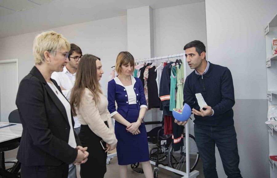 Sosyal Politikalar Ofisi, Her Kesime Kapılarını Açık Tutuyor