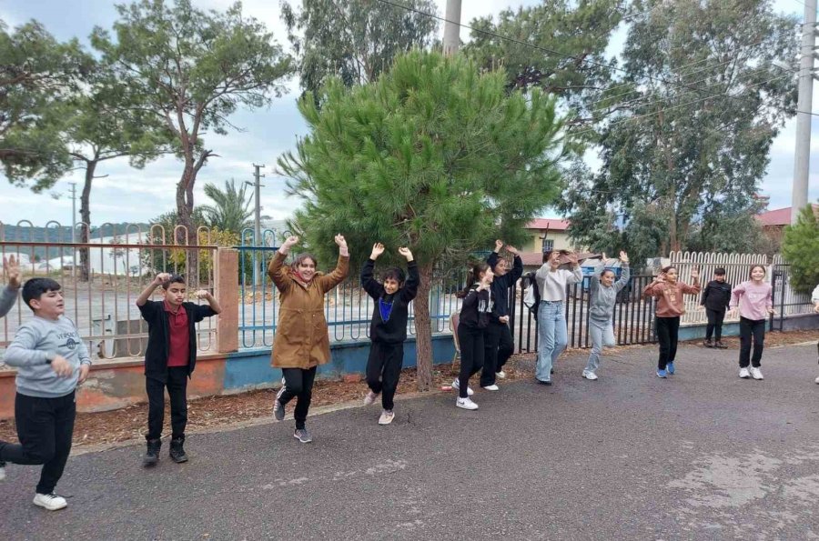 Öğrenciler ’sağlık İçin Spor’ Etkinliğine Katıldı