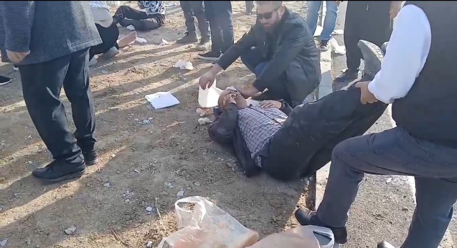 Mersin’de 2 Otomobilin Çarpıştığı Kazada 6 Kişi Yaralandı