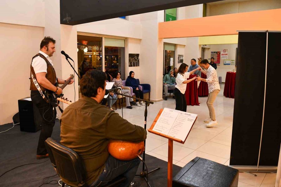 Tepebaşı’nda 5 Aralık Dünya Gönüllüler Günü Kutlandı