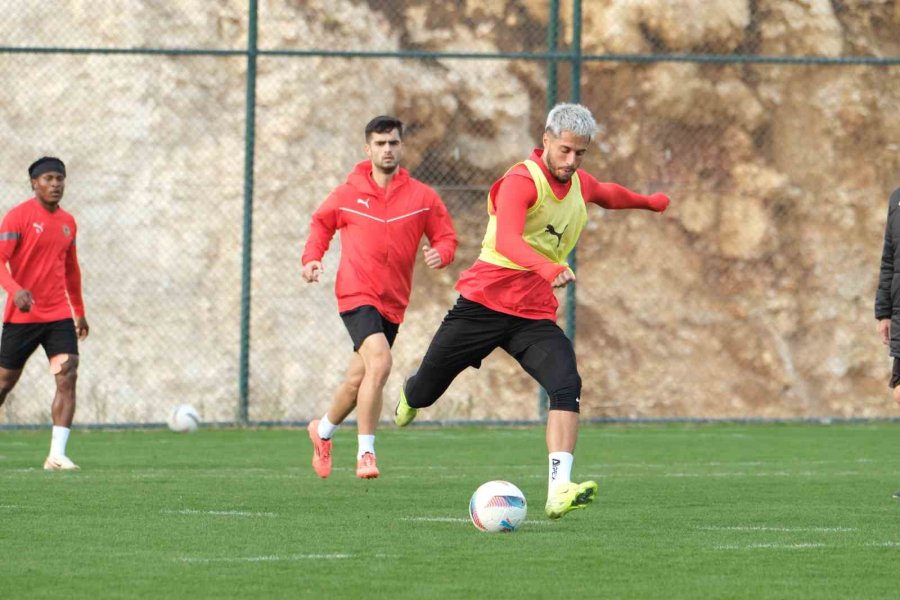 Hatayspor, Başakşehir Maçı Hazırlıklarına Başladı