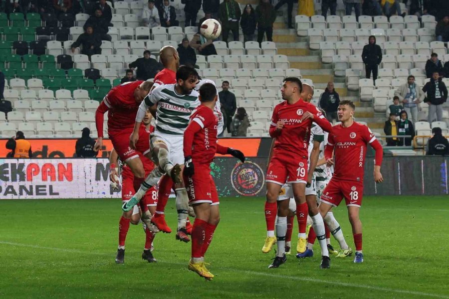 Konyaspor İle Antalyaspor 27. Randevuda