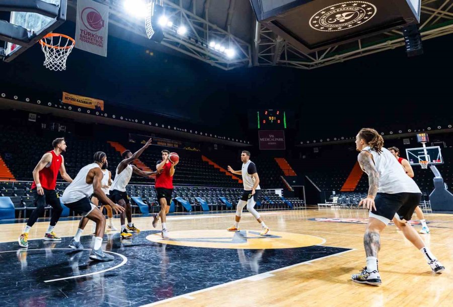 Başantrenör Can Sevim: "kazanarak Çıkış Yakalamak İstiyoruz"