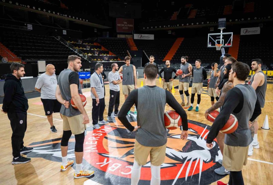 Başantrenör Can Sevim: "kazanarak Çıkış Yakalamak İstiyoruz"