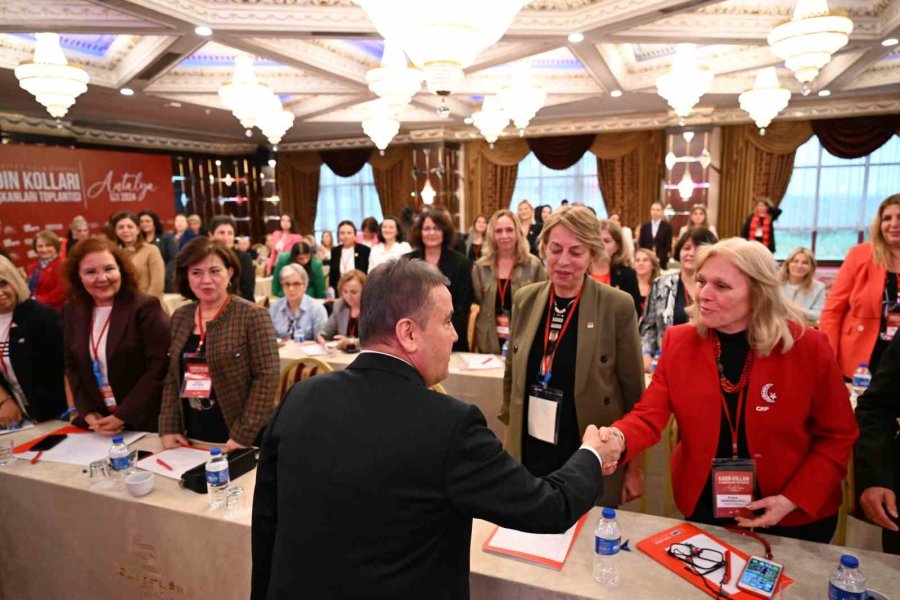 Başkan Böcek: “kadınlarımız İçin Önemli Projeler Hayata Geçirdik”