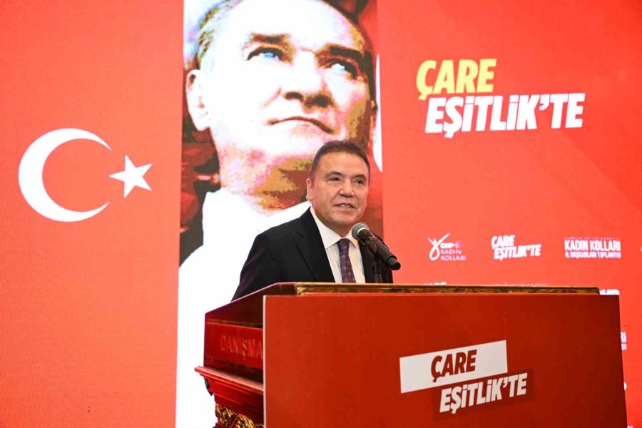 Başkan Böcek: “kadınlarımız İçin Önemli Projeler Hayata Geçirdik”