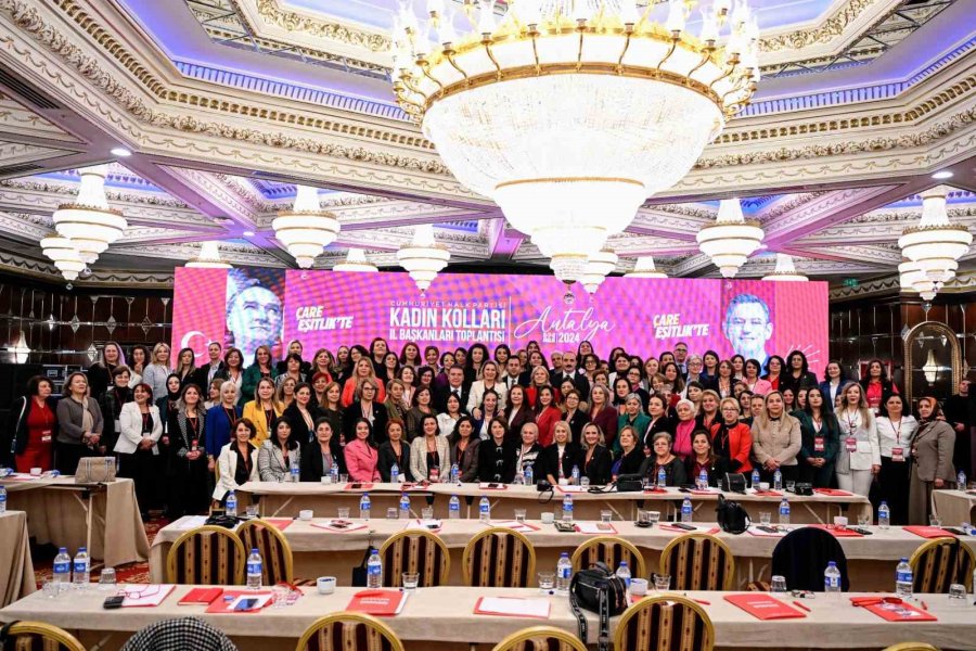 Başkan Böcek: “kadınlarımız İçin Önemli Projeler Hayata Geçirdik”