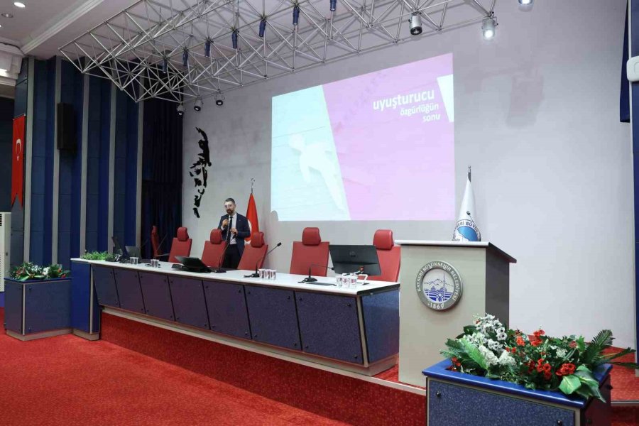 Kayseri Büyükşehir’den Bağımlılıkla Mücadele Eğitimi