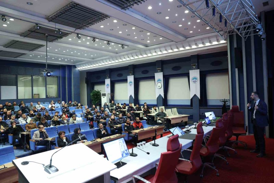 Kayseri Büyükşehir’den Bağımlılıkla Mücadele Eğitimi