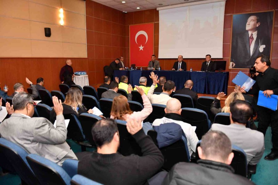 Emekli Olan Emniyet Müdür Yardımcısı Garanlı’ya Jest