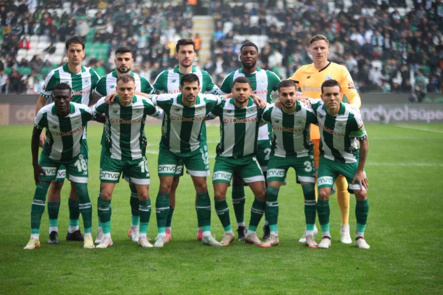 Trendyol Süper Lig: Konyaspor: 1 - Antalyaspor: 0 (ilk Yarı)