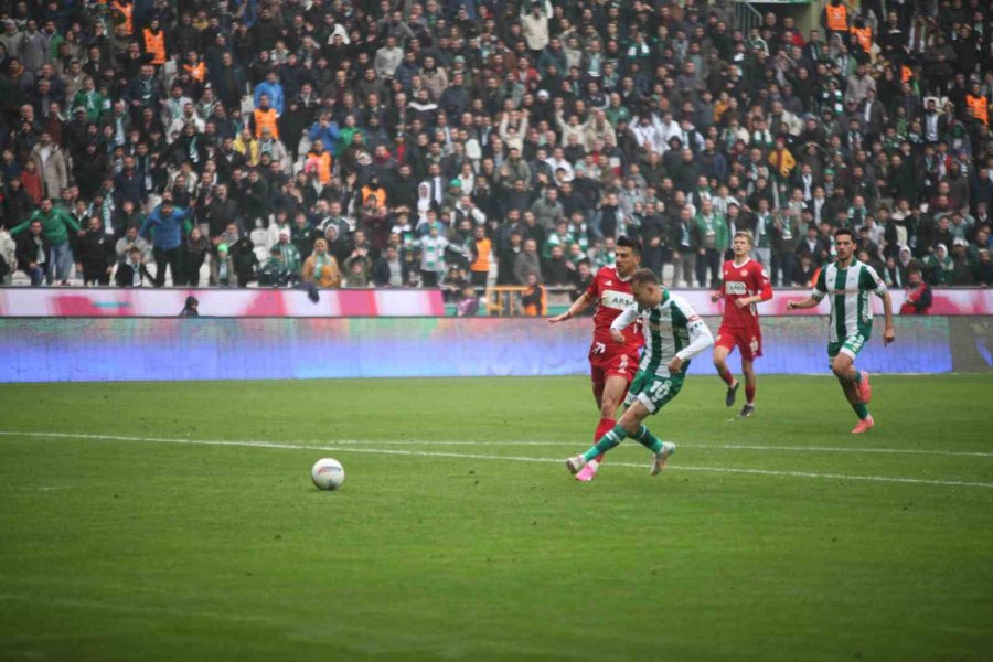 Trendyol Süper Lig: Konyaspor: 1 - Antalyaspor: 1 (maç Sonucu)