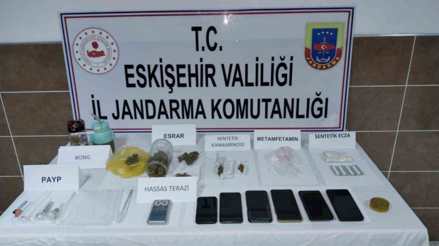 Jandarmadan 2 İlçede Uyuşturucu Operasyonu