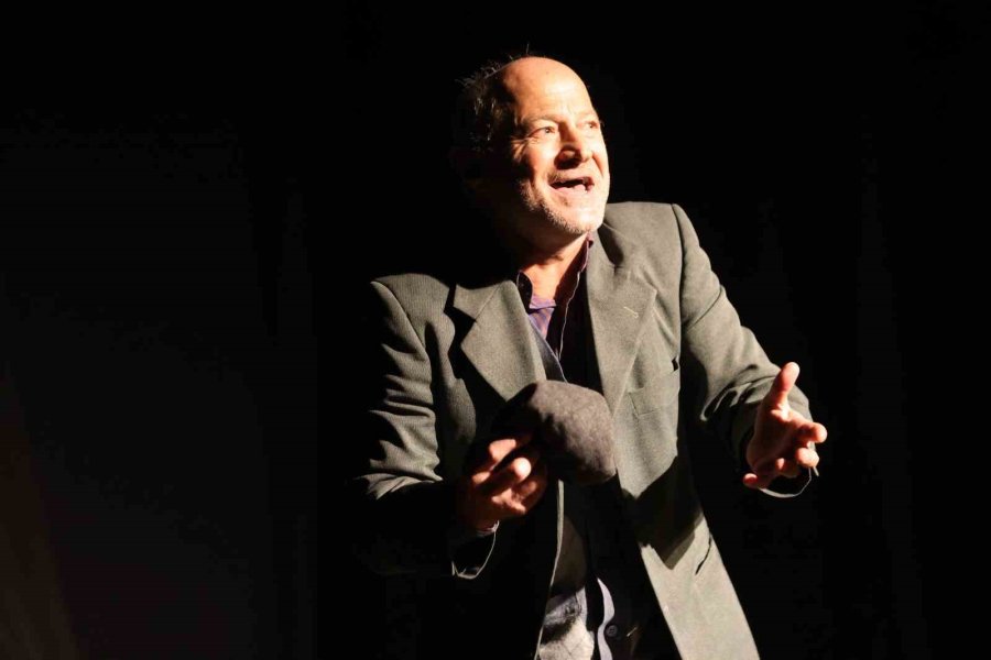 Odunpazarı Belediyesi’nden Dünya Madenciler Günü’ne Özel Tiyatro Gösterimi