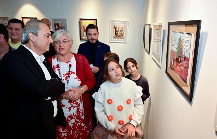 Kocagöz Karikatür Sergisinin Açılışını Yaptı