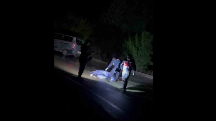 Aracın Çarparak Kaçtığı Yaya Hayatını Kaybetti