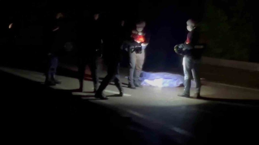 Aracın Çarparak Kaçtığı Yaya Hayatını Kaybetti