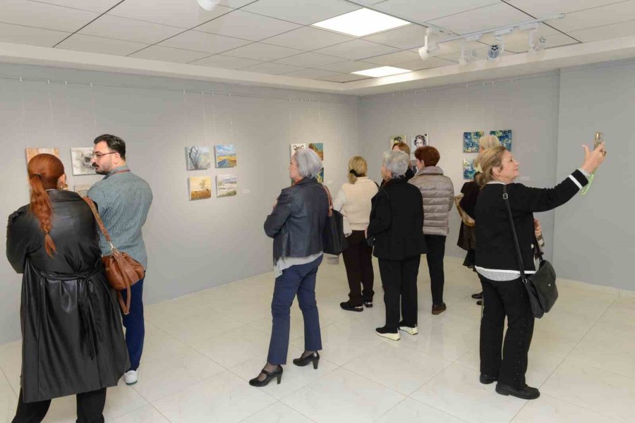 Yenişehir Belediyesi ’minipaint-3’ Sergisini Açtı