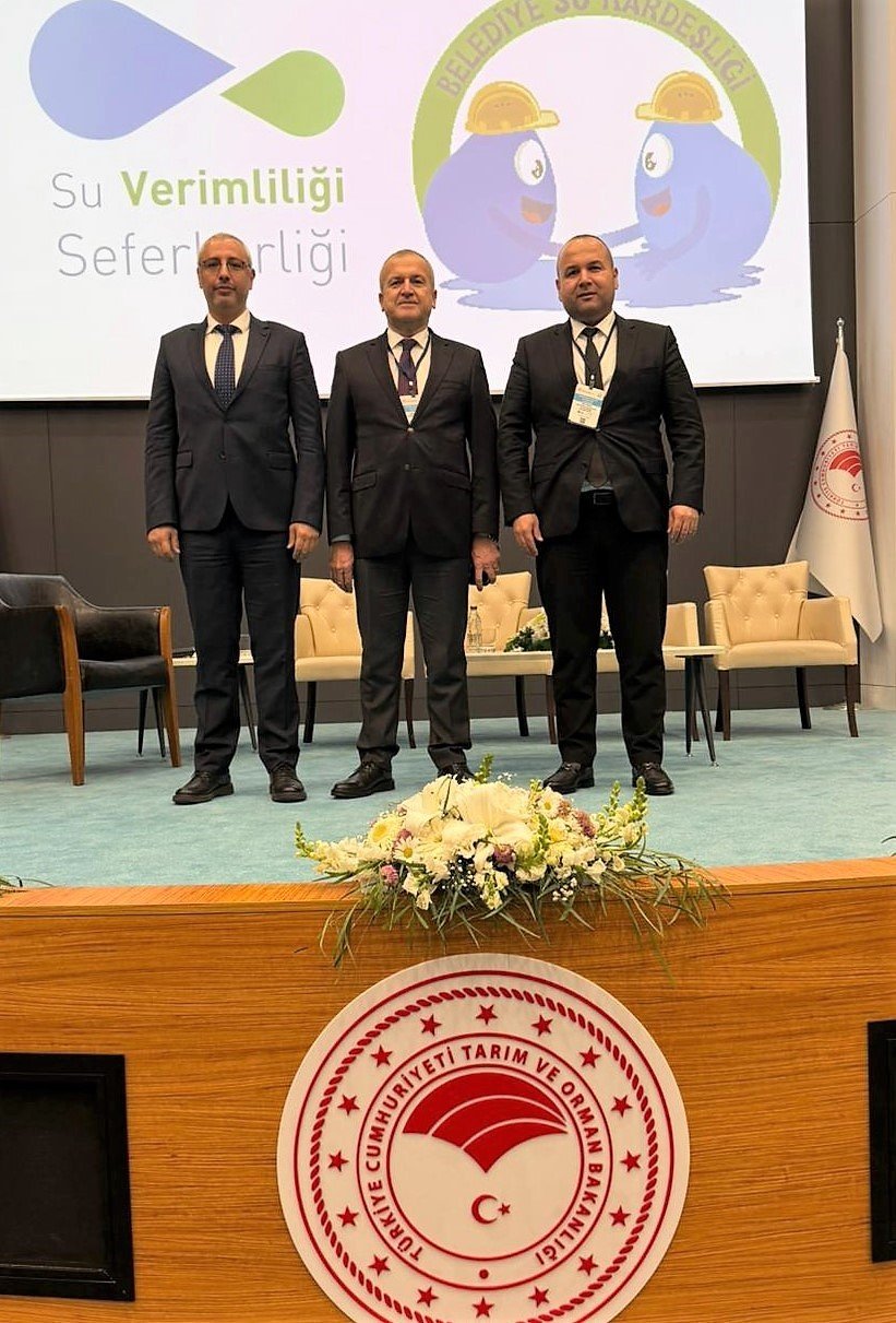 Asat İle Deski ’su Kardeşi’ Oldu