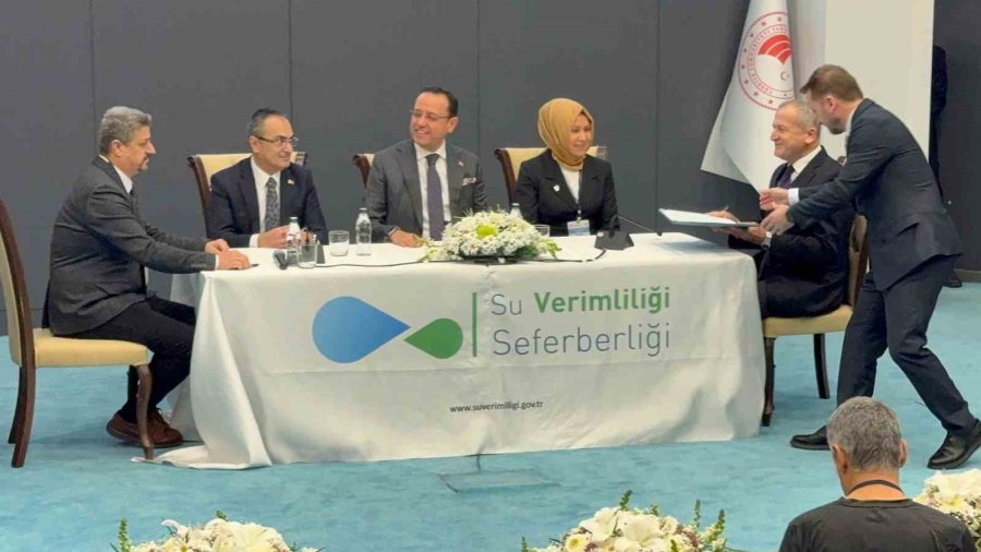 Asat İle Deski ’su Kardeşi’ Oldu