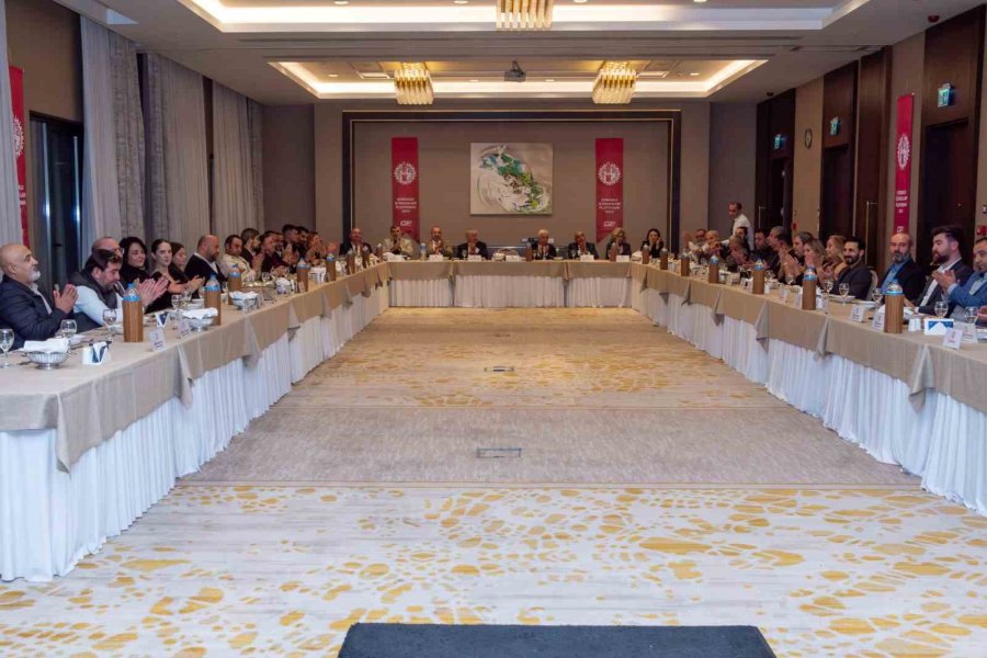 Çorumlu İş İnsanları Platformu Antalya’da Bir Araya Geldi