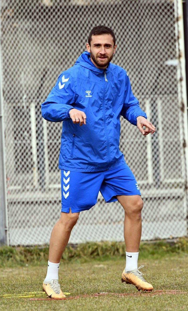 Erciyes 38 Fk’da 2 Cezalı Var