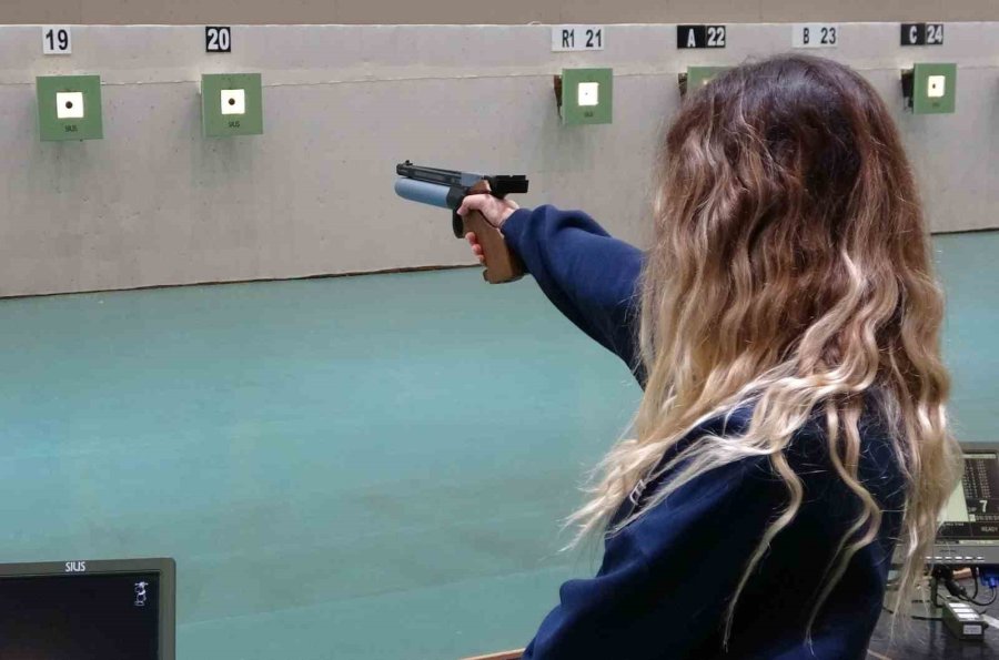 Yusuf Dikeç ’örnek’ Oldu, Farklı Alanlarda Antrenörler De Atıcılık Eğitimine Başladı