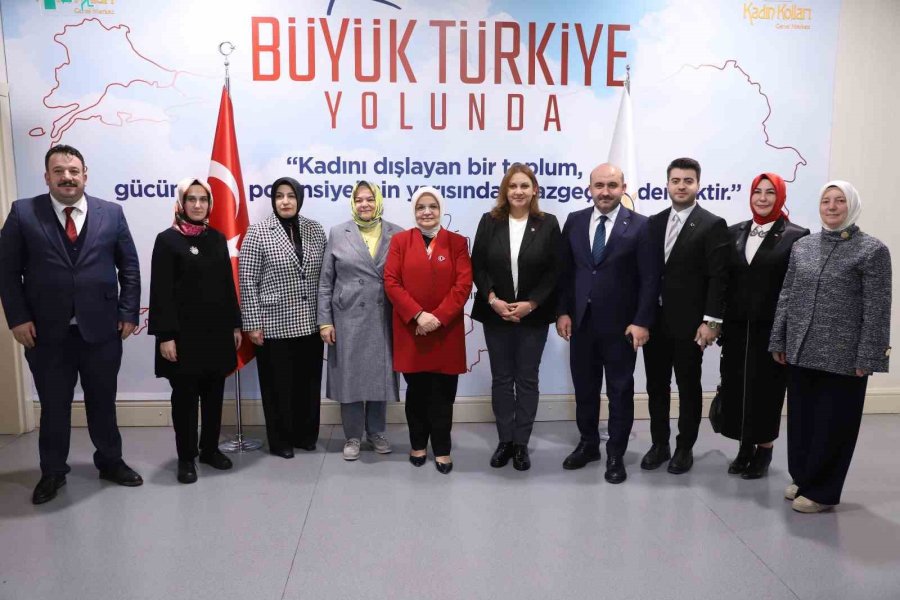 Ak Parti Eskişehir İl Kadın Kolları Başkanı Feriha Ertorun Oldu