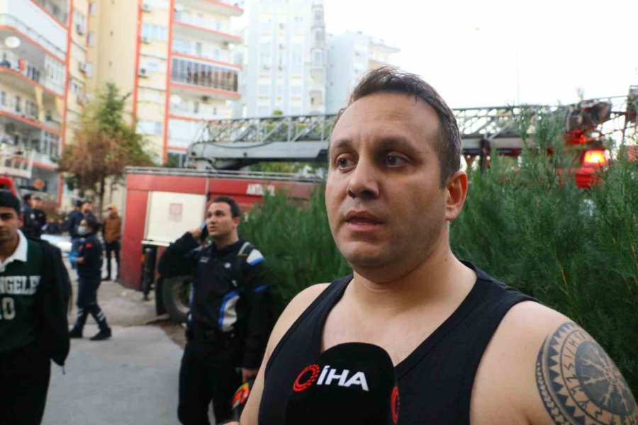 Antalya’da 9 Katlı Binada Korkutan Yangın: 4 Kişi Dumandan Etkilendi