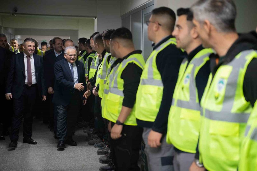 Başkan Büyükkılıç’tan Teknik Ekip İle Sabah Çorbası