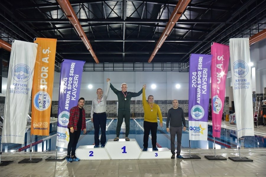 Spor A.ş.’nin Yüzme Yarışmasına 305 Sporcu Katıldı