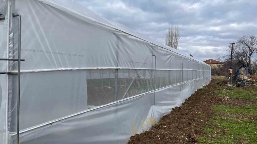 Beyşehir’de Yaz Seraları Üreticilerle Buluşturuldu