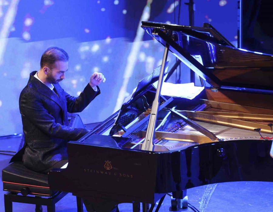 Piyano Festivali’nde Tango Rüzgarı Esti