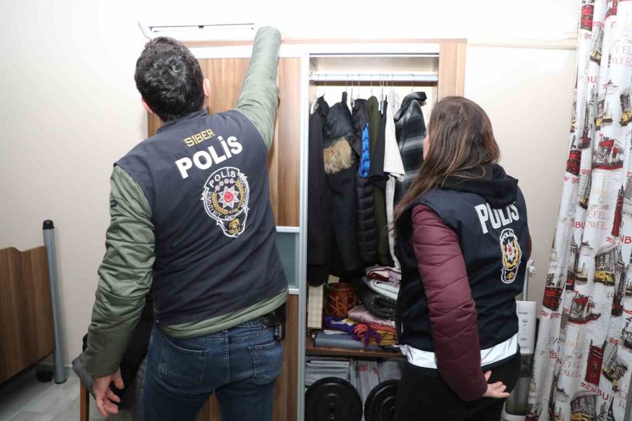Sahte İlanla 1 Milyon 767 Bin Tl Dolandıran Şüphelilere Operasyon: 15 Gözaltı
