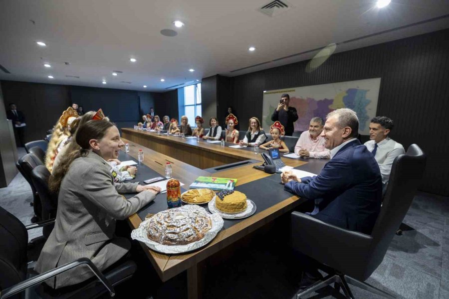 Rus Kültürü Eğitim Ve Bilim Derneği’nden Başkan Seçer’e Ziyaret