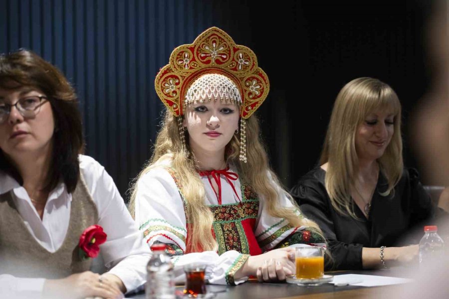 Rus Kültürü Eğitim Ve Bilim Derneği’nden Başkan Seçer’e Ziyaret