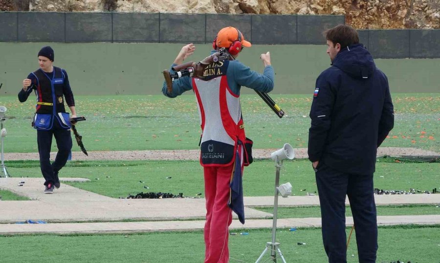 Rusya Atıcılık Trap Milli Takımı, Mersin’de Kampa Girdi