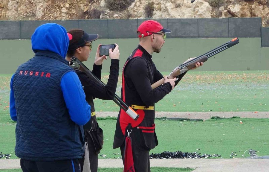 Rusya Atıcılık Trap Milli Takımı, Mersin’de Kampa Girdi